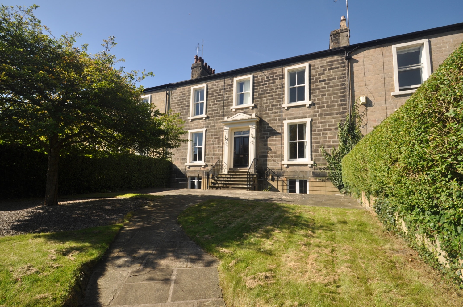 Photo of 20 Swan Road, Harrogate, North Yorkshire, HG1 2SA